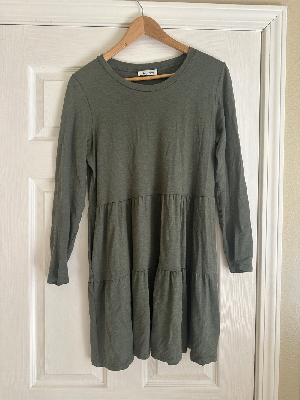 Casual Olive Green Tiered Long-Sleeve Dress